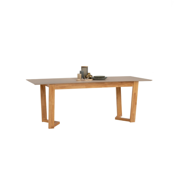 Vitas Ext Dining Table 1.6M